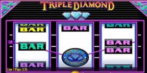 Giao diện trò chơi Triple Diamond đơn giản và trực quan